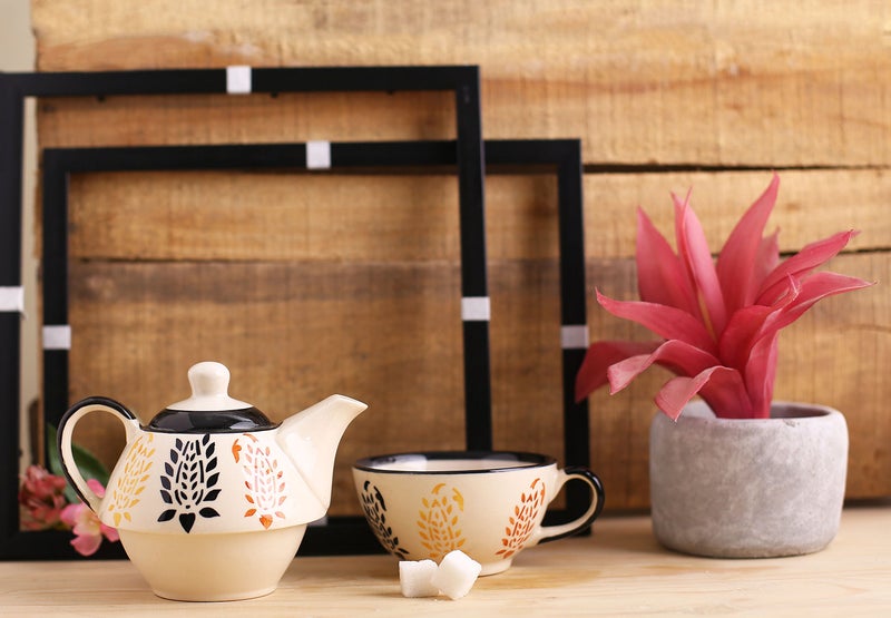 Caffeine Ceramic Handmade Blue boota 2 in1 Tea Pot (Set of 1, Single Kettle with Cup) - Image 1