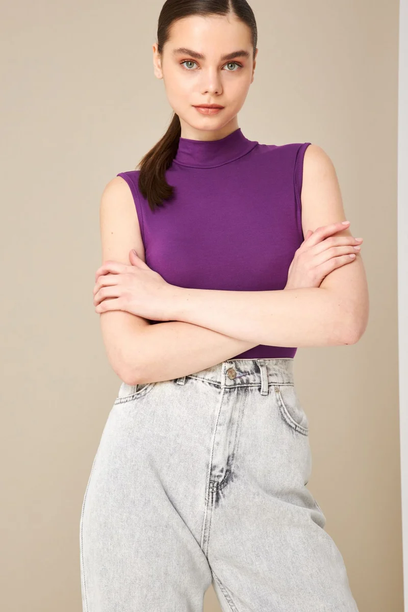 بيبانتولون BIPANTOLON Women's Sleeveless Half Turtleneck Blouse