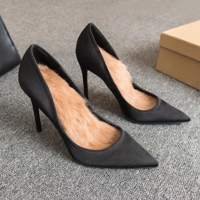 Z2023 Winter New Silk Satin Pointed Thin Heel High Heel Shallow Mouth Black Warm Rabbit Hair Shoes For Work - Image 2