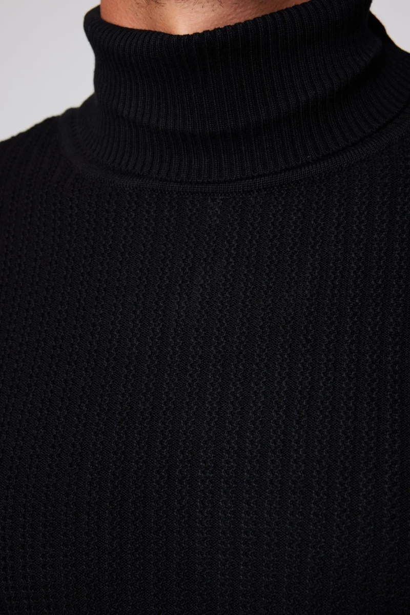 Tudors Men's Slim Fit Full Turtleneck Non-Pilling Black Sweater