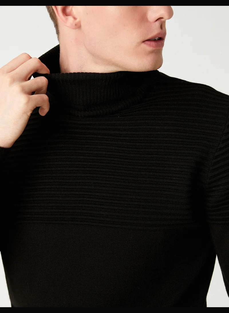 كوتون Textured Turtleneck Sweater