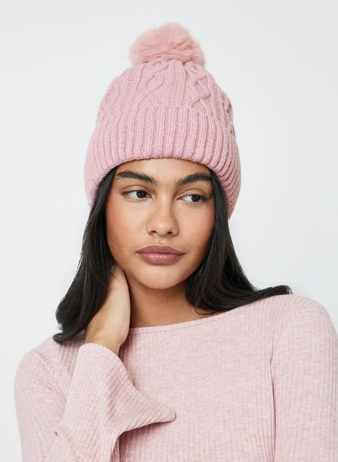 ستايلي Pink Cable Knit Beanie with Faux Fur Pompom