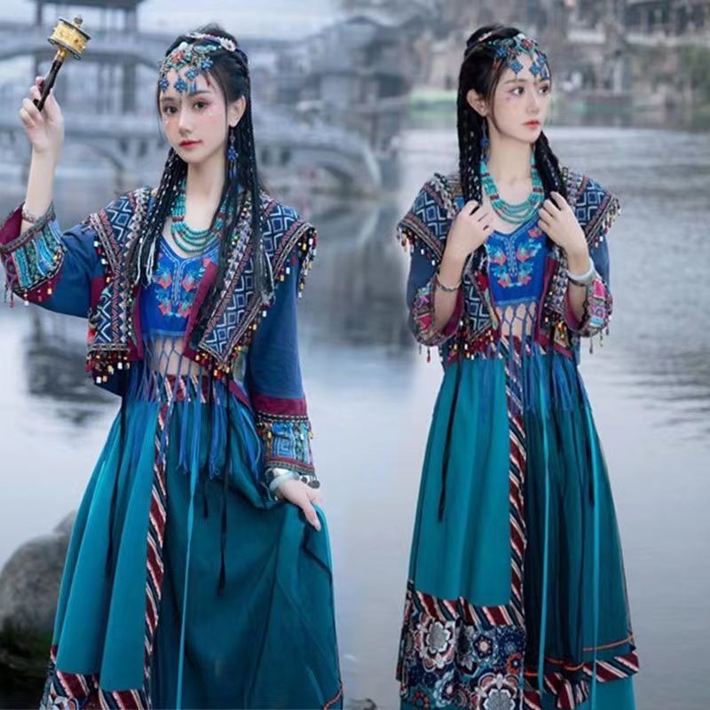 New Style Miao Ethnic Girl Clothing Exotic Ancient Style Ethnic Style Phoenix Travel Pography Internet Celebrity Clothing Yang - Image 2