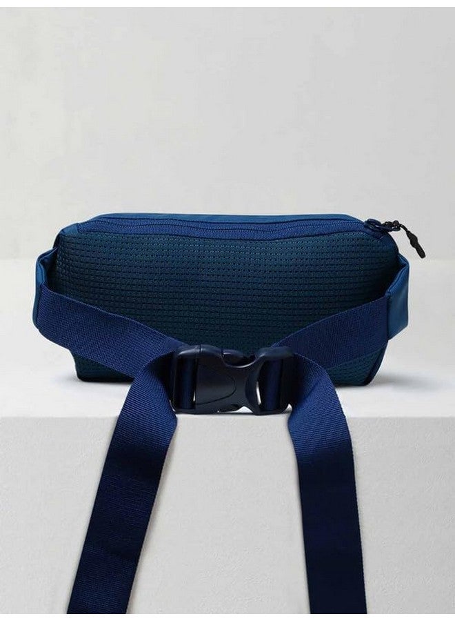 WILDCRAFT حقائب فاني للسفر من وايلدكرافت | حقائب كتف للرجال والنساء (أزرق) - Image 5