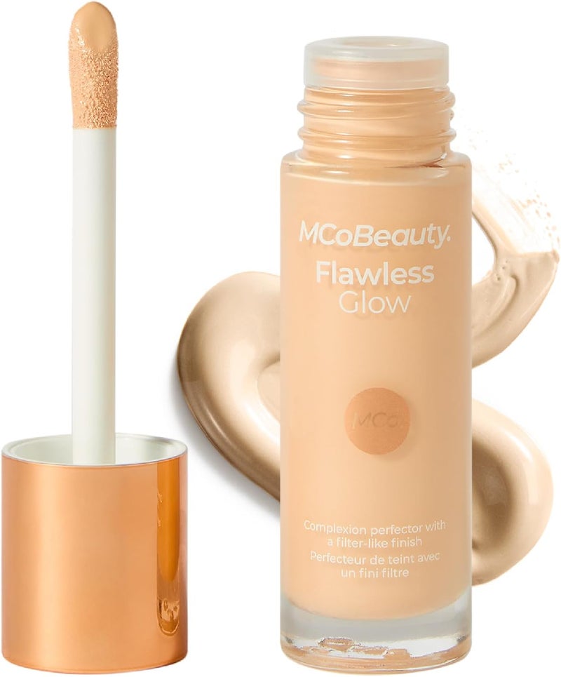 فلتر البشرة المتلألئة من MCoBeauty 1 ظل عادل جداً 4 في 1 تركيبة متعددة الاستخدامات تحتوي على سكوالان تشمل تطبيق بقدم الغزال ومضيء سائل