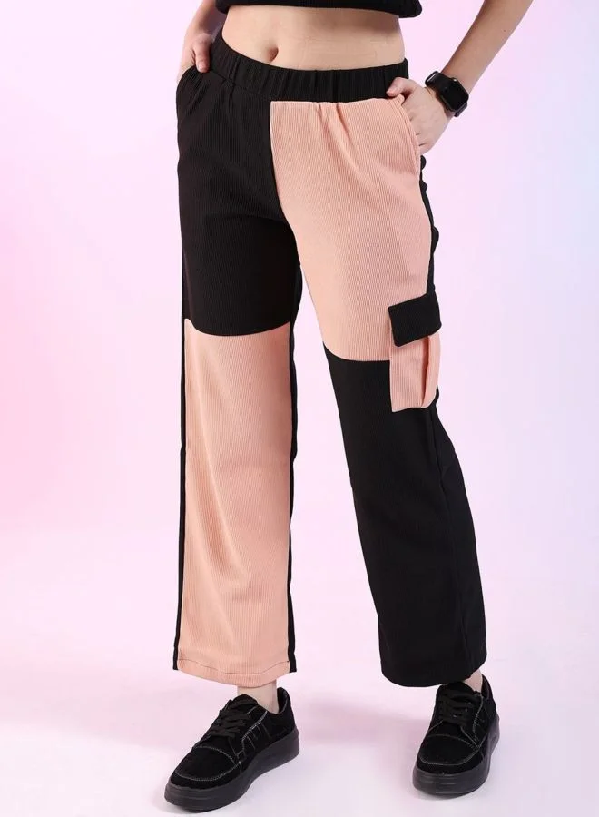 مرفوعة Women Regular Fit Color Block Mid Rise Cargo Pocket Pant