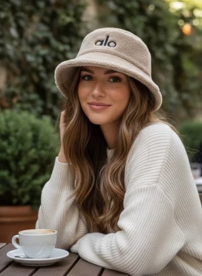 ألو قبعة شتوية فرو ناعم بتصميم Bucket Hat – دافئة وخفيفة – مناسبة للرجال والنساء- بيج - Image 5