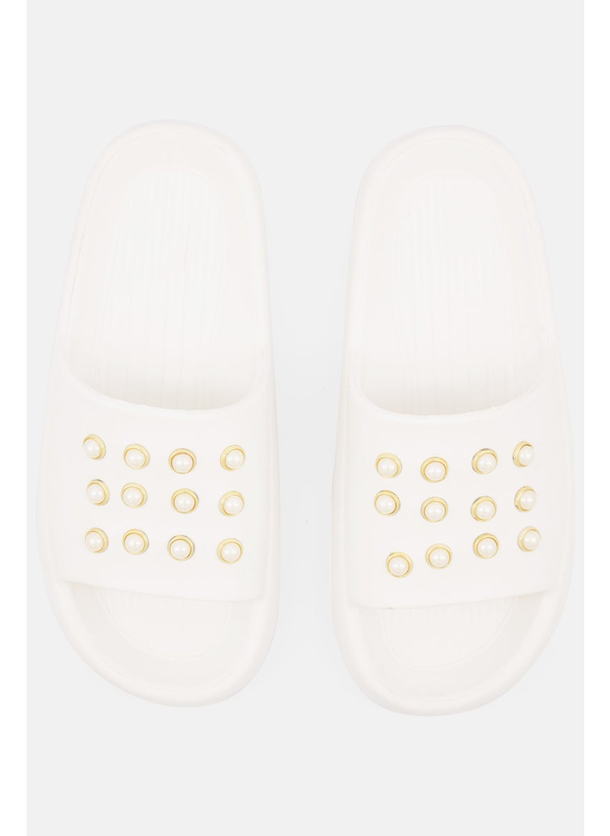 Kenneth Cole Women Slip On Textured Slides, White  - Image 4