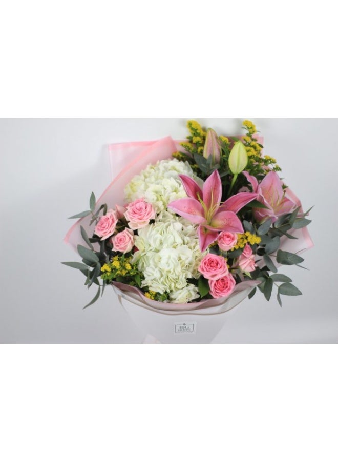 Big Buds Flowers باقة جميلة لها - Image 3