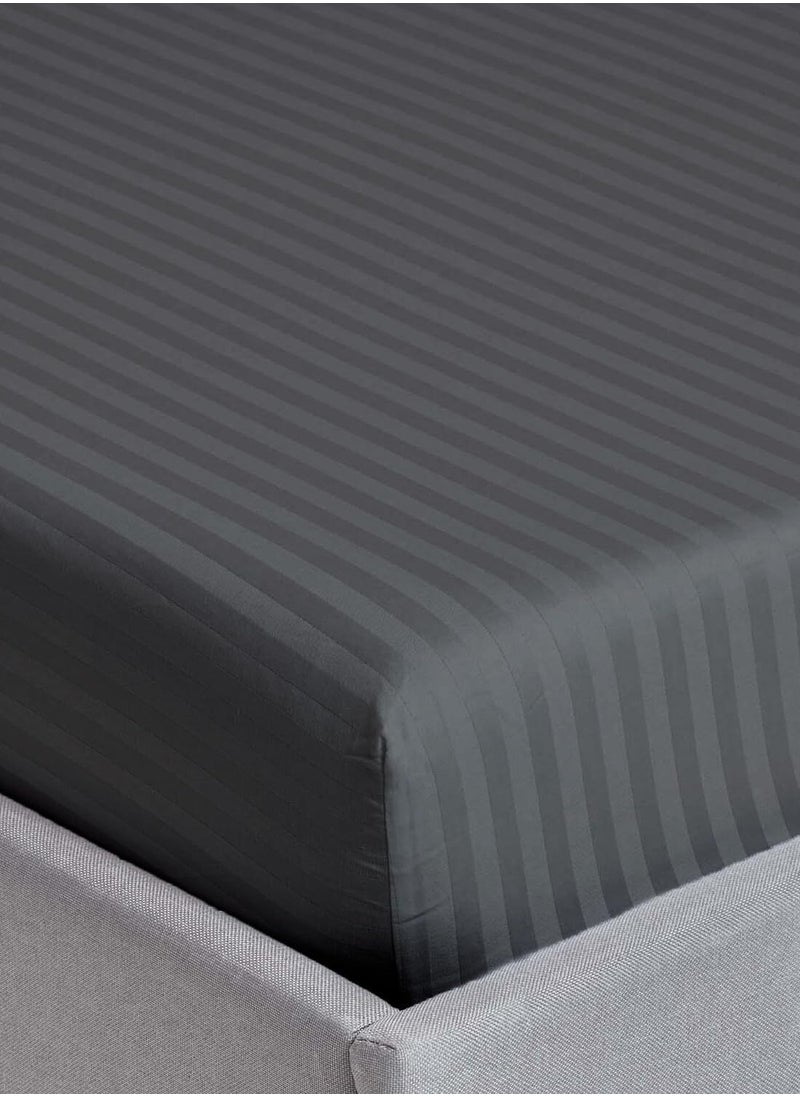 MAXQON - Fitted Elastic Bedsheet Set With Pillow Covers, King/Queen/Double/Single Sizes, Color Grey - Image 1