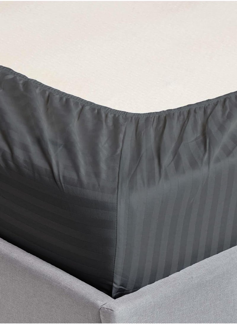 MAXQON - Fitted Elastic Bedsheet Set With Pillow Covers, King/Queen/Double/Single Sizes, Color Grey - Image 1