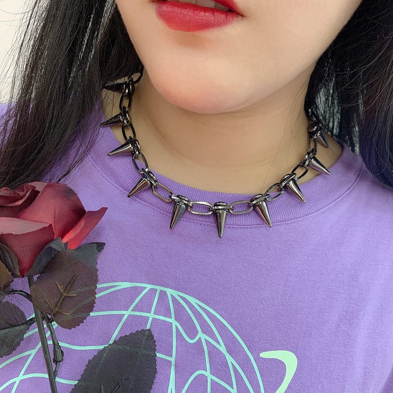 Reaowazo Spike Chokers for Women Choker Goth Necklaces Mens Chain Choker Collar Punk Streetwear Handmade Adjustable Vintage Rivet Jewelry Black - Image 2