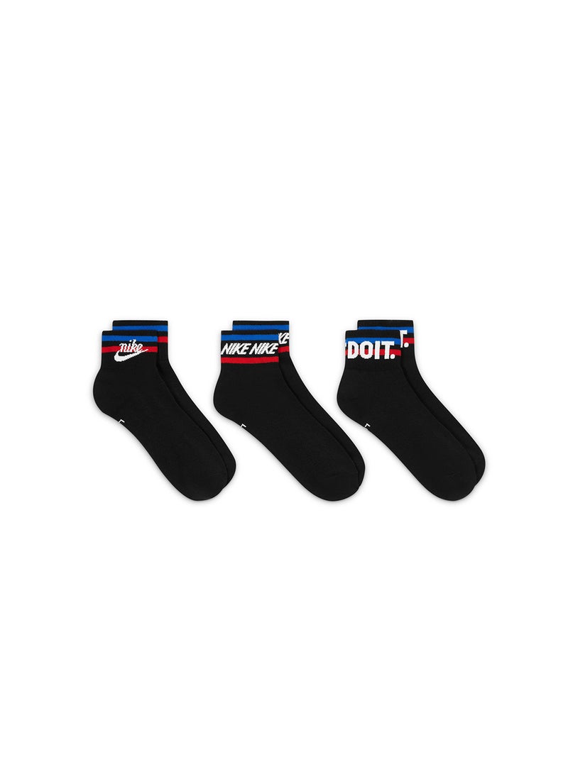 Nike Everyday Essential Ankle Socks - Image 2