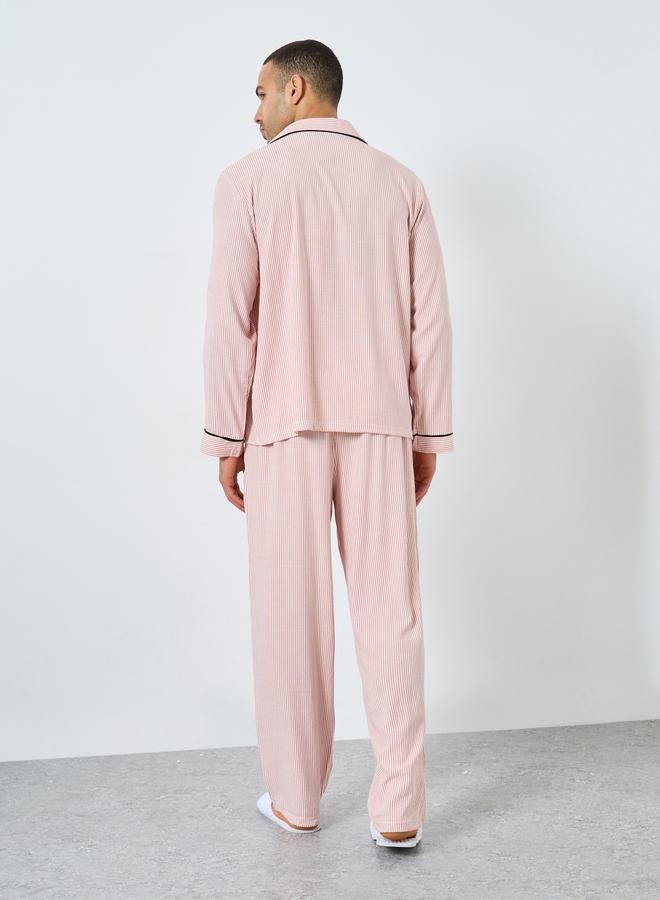 ستايلي طقم من بنطال بيجاما مع قميص مخطط - Image 5