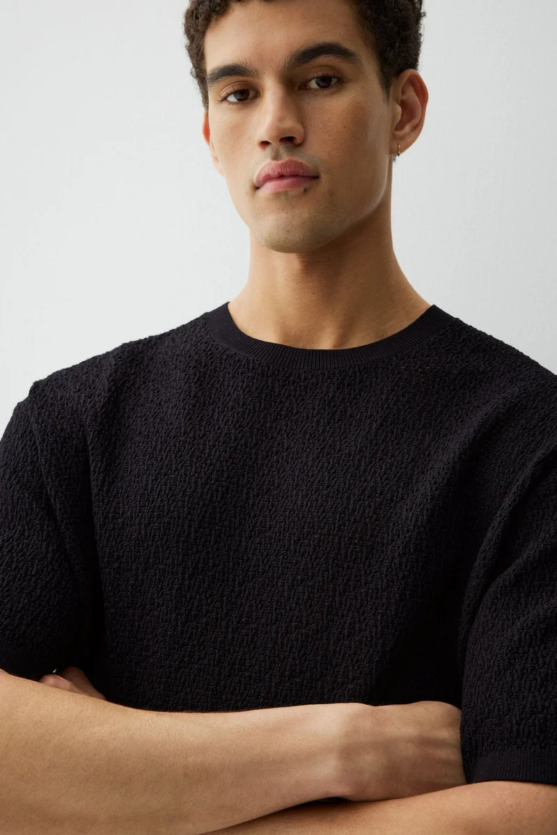 H&M Regular Fit Textured-knit T-shirt