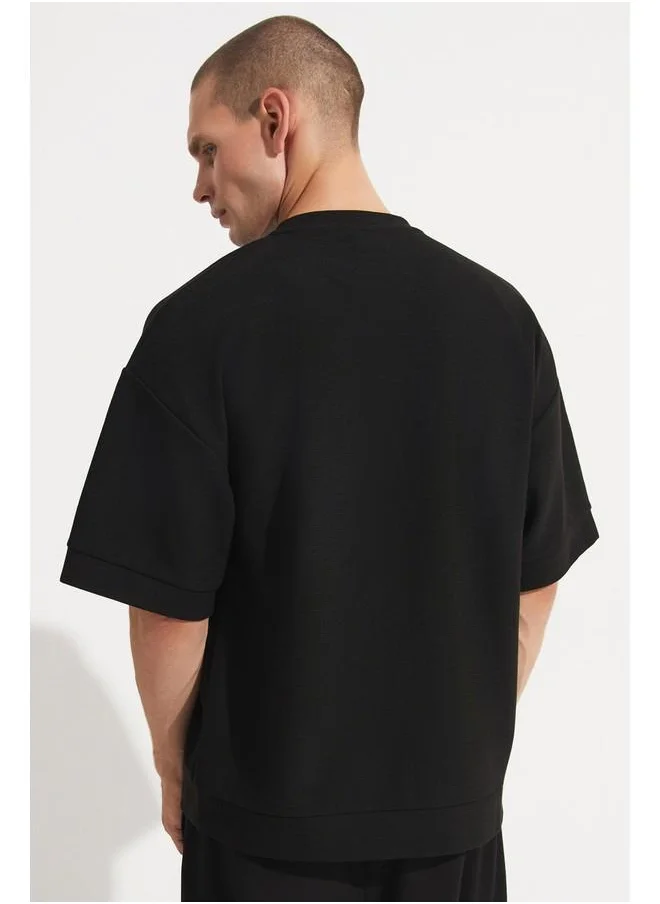 JUNE June Men Oversize Pattern Crew Neck Printed Tshirt Black