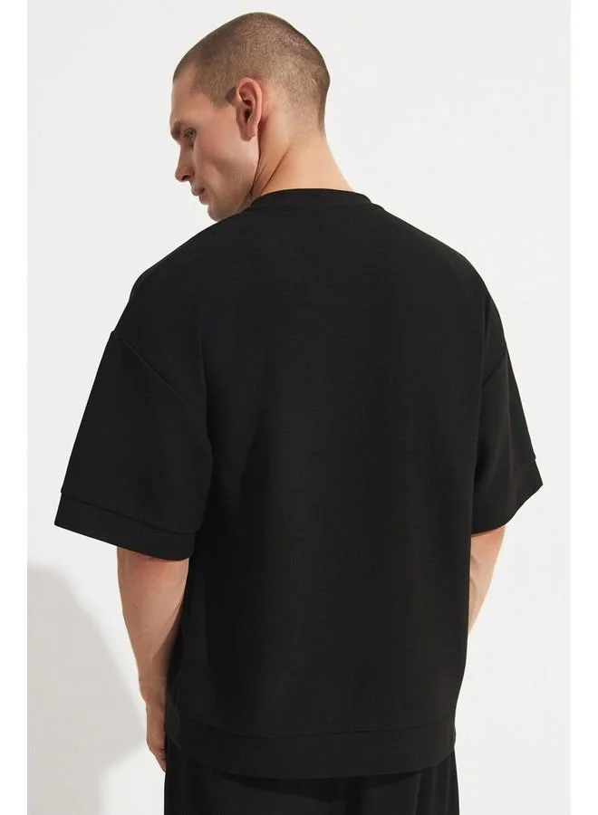 JUNE June Men Oversize Pattern Crew Neck Printed Tshirt Black