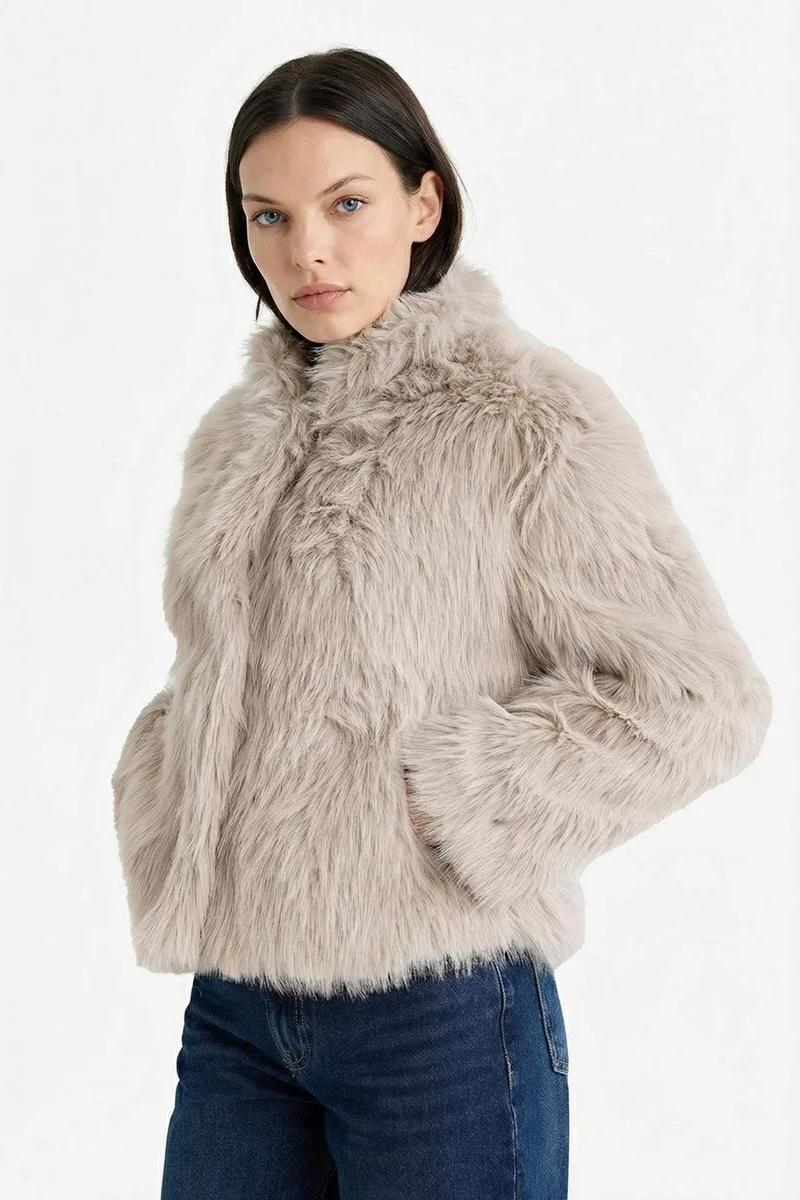 ديفاكتو Regular Fit Fur Faux Fur
