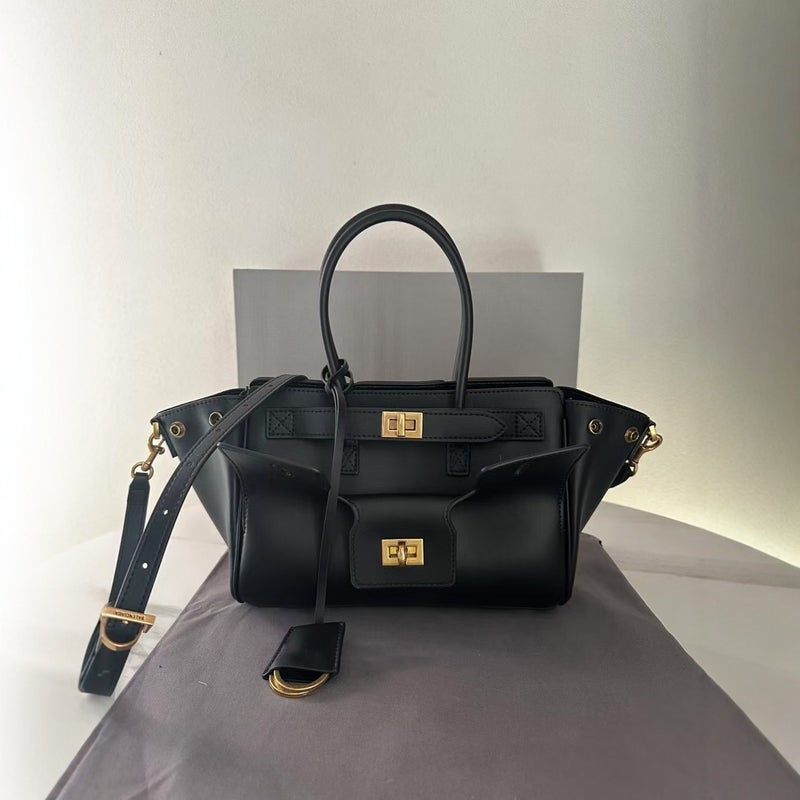 Paris Dark Multi-Pocket Girl Motorcycle Bag Extra Large Capacity Punk Lock Handbag Tote Wings Bag Shoulder - Image 3