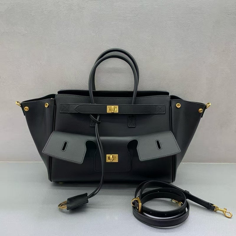 Paris Dark Multi-Pocket Girl Motorcycle Bag Extra Large Capacity Punk Lock Handbag Tote Wings Bag Shoulder - Image 2