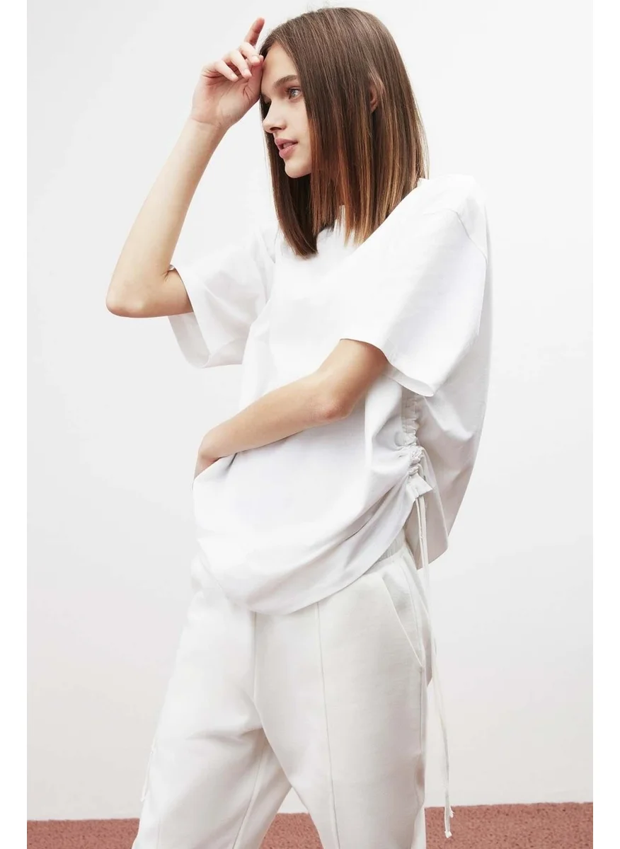 جريميلانج Piece Oversize White T-Shirt