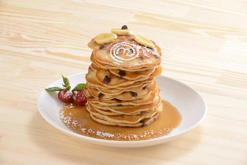 MasterChef Junior Breakfast Cooking Set- 6 Pc Holiday Kit w Real Cooking Tools for Kids & Recipes- Includes Spatula, Mixing Bowl, Whisk, Egg Cup, Juicer- Make Pancakes, Crepes & More - Image 4