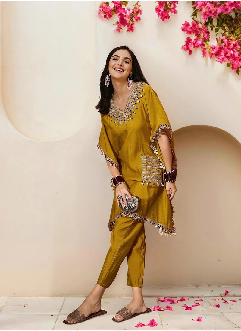 آي شين Yellow Kurta Set Straight Fit 3/4 Sleeve Sleeve made from ROMAN SILK featuring Self Design design and Round Neck neckline - Perfect for Ethinic!