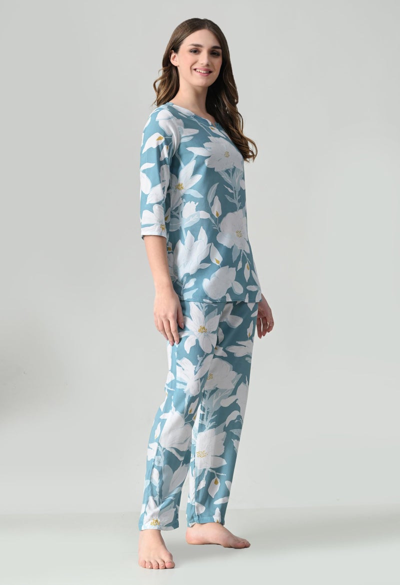 Ichaa Women's Printed Rayon Night Wear Top and Bottom Night Suit Set - Image 3