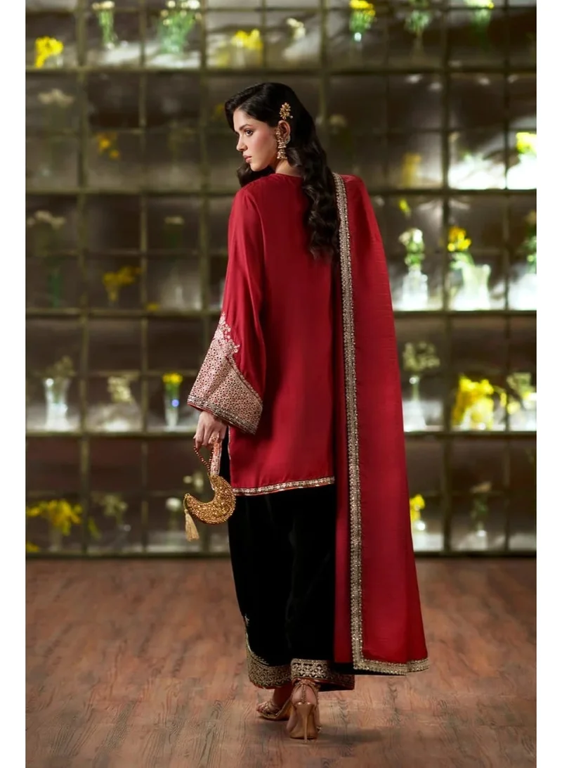 Bazm-A Fashion Atelier  Women's Luxury Embroidered 2-Piece Ethnic Wear Set - Red & Black, Chest 42-44 for Women | Best Price UAE