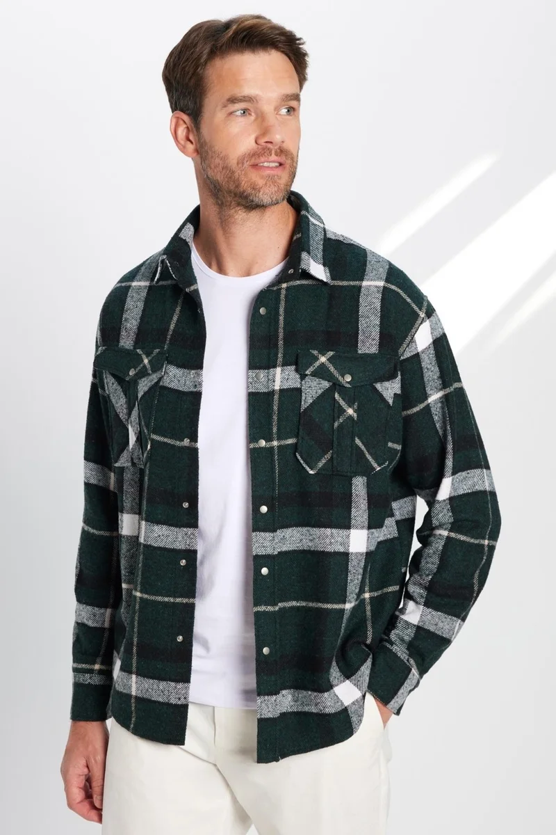 تودورس Men's Relax Fit Casual Cut Lumberjack Double Pocket Buttoned Plaid Winter Shirt