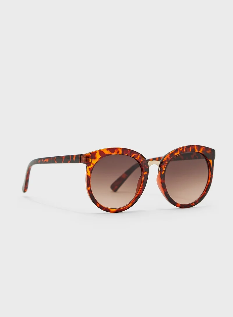 Rubi Classic Round Sunglasses