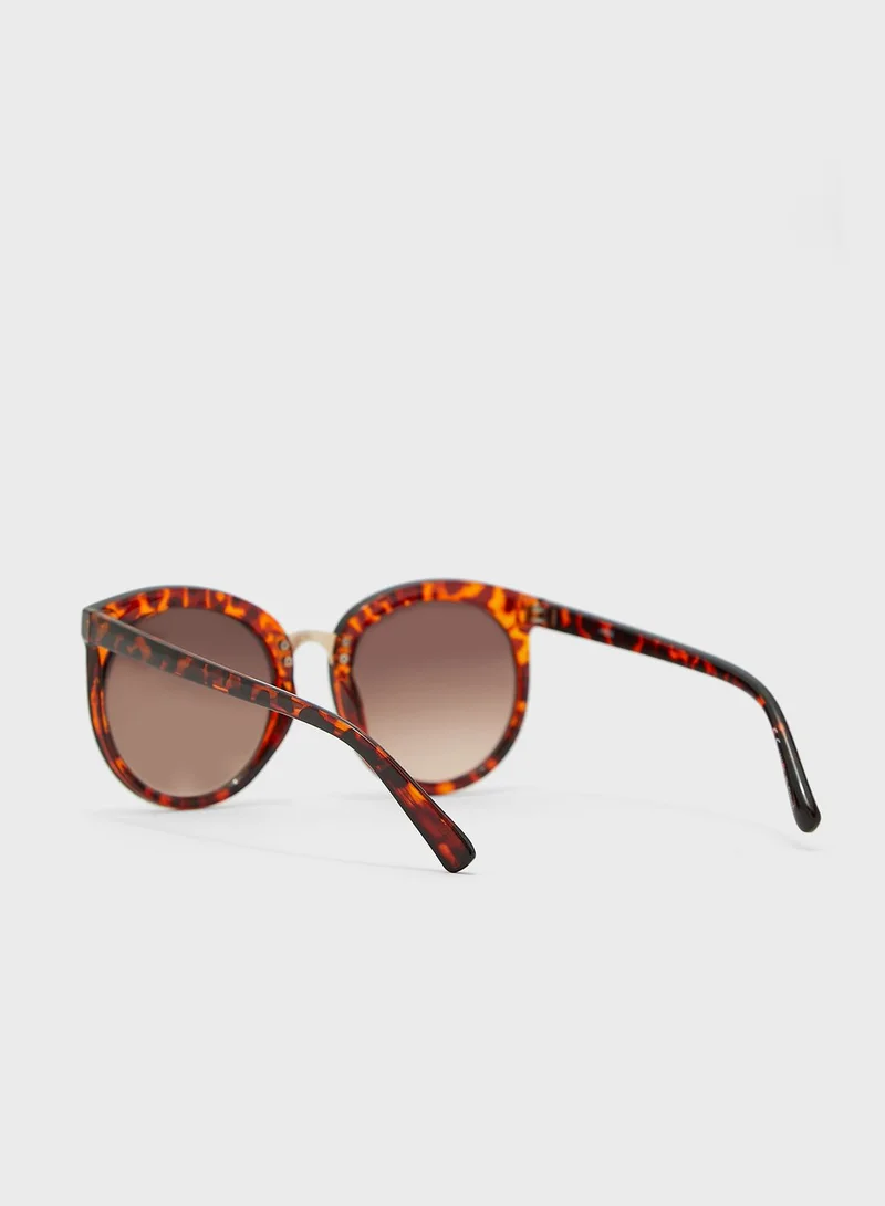 Rubi Classic Round Sunglasses