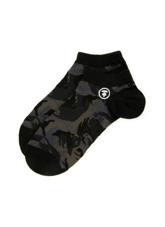 AAPE Moonface logo camo socks