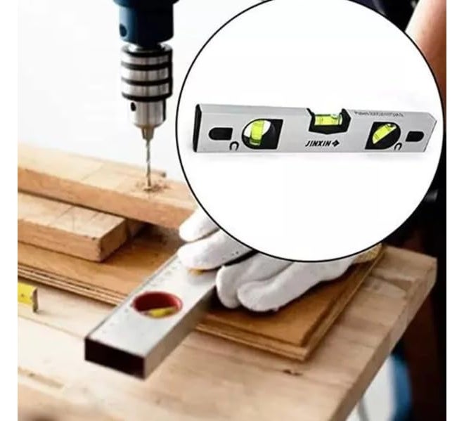 Qwid Magnetic Spirit Level Carpenter's Spirit Level Measurement tool 30CM (Pack of 1) - Image 2
