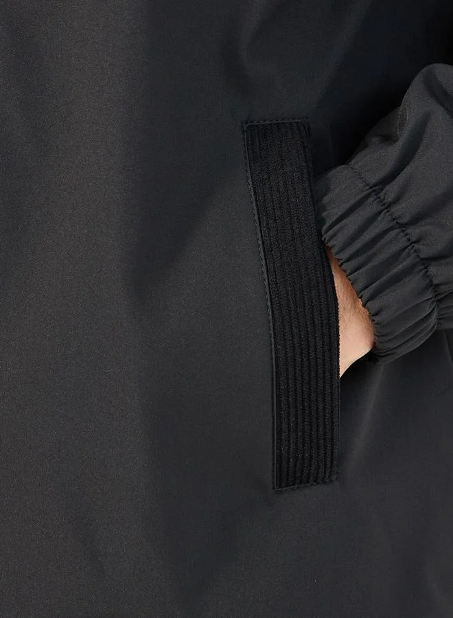 Styli Contrast Yoke Detail Windbreaker Jacket with Concealed Placket Detail