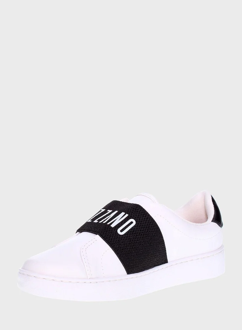 فيزانو Alexis Logo Detailed  Low-Top Sneakers