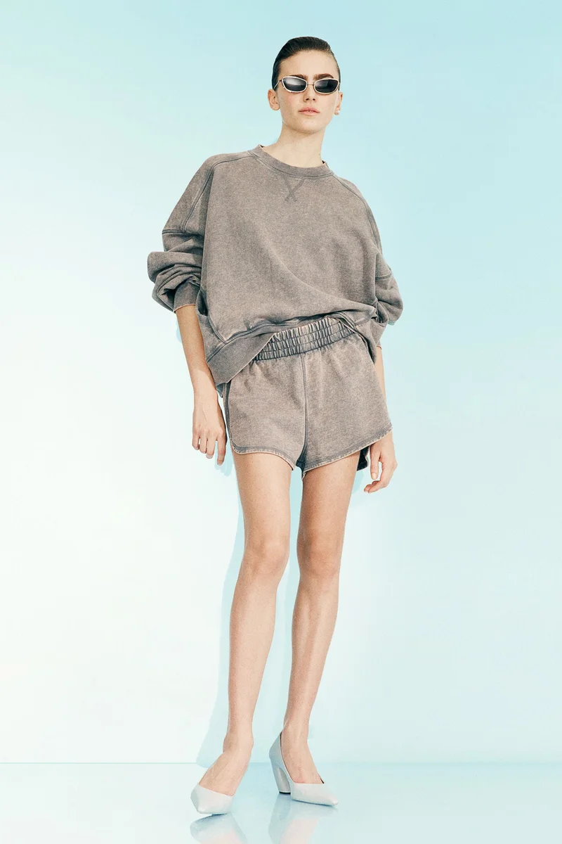 H&M Washed sweatshirt shorts