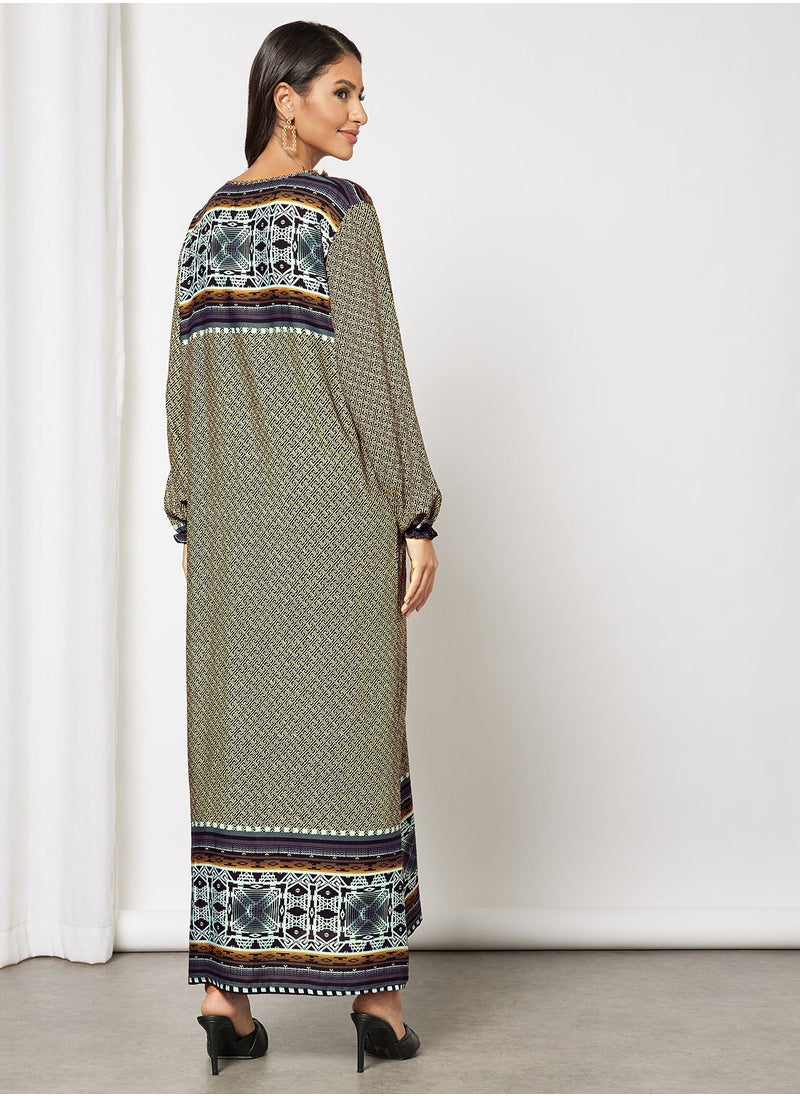 Hayat - Jalabiya In Abstract Print  With Lace And Tassel Embellishments - Image 1