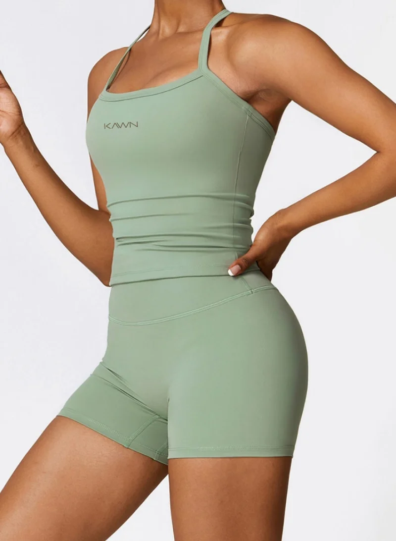 كون.يوغا بلوزة رياضية نسائية بدون أكمام مبطنة لليوجا منخفضة التأثير مع حمالة صدر مدمجة قابلة للإزالة