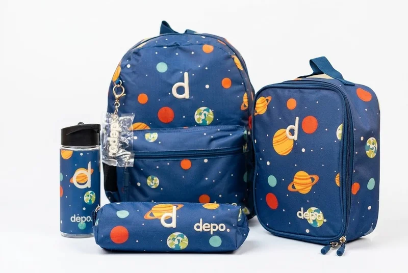 Depo DEPO 4-Piece School Set for Kids – Navy Blue Space & Planet Pattern, 35.5cm Backpack with Insulated Lunch Bag, Pencil Case & 500ml Water Bottle