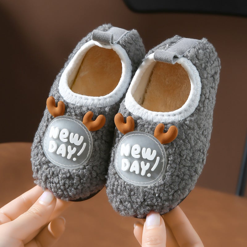 Children'S Fleece-Lined Super Cute Boys And Girls Cartoon Floor Non-Slip Soft Bottom Kindergarten Indoor And Outdoor Socks Shoes - Image 1