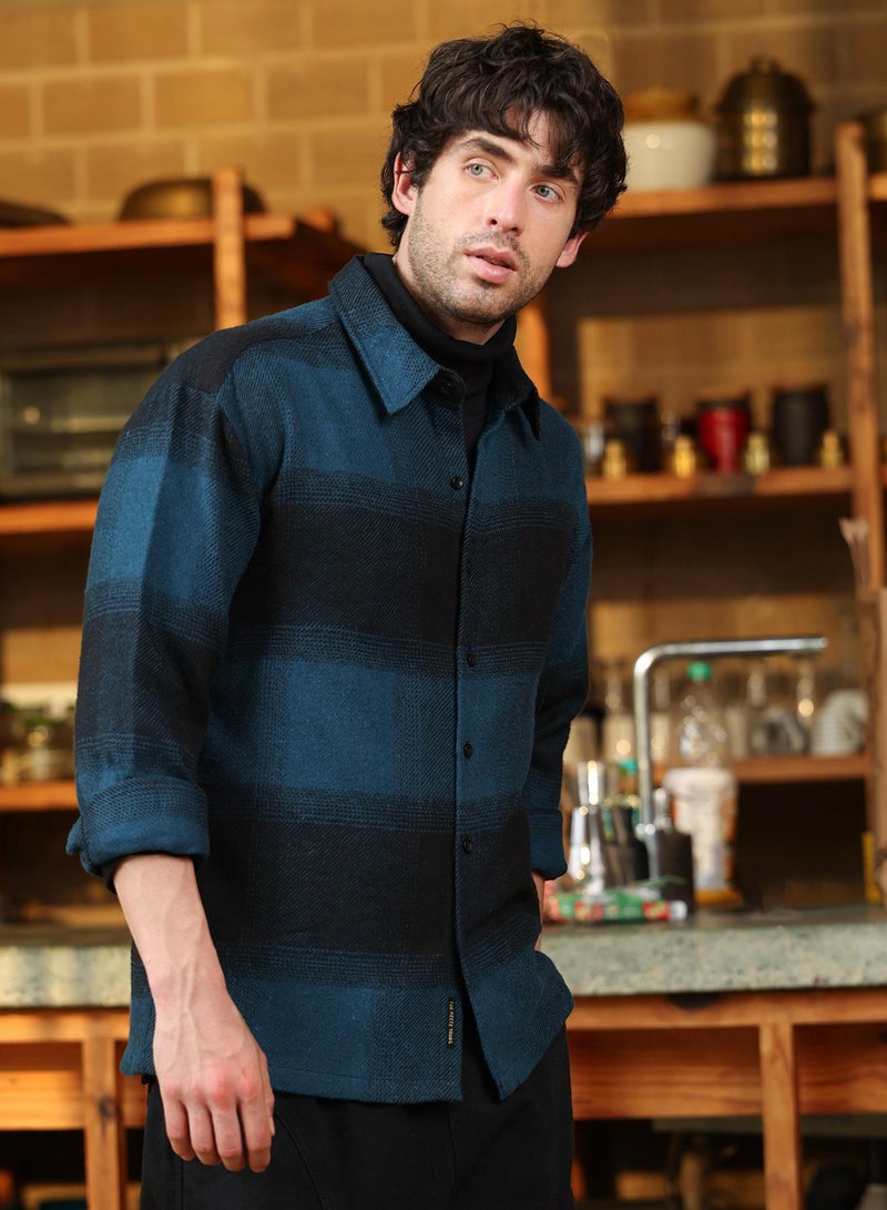 Campus Sutra Men's Navy Blue:Midnight Black Vignette-Checkered Oversized Shirt - Image 3