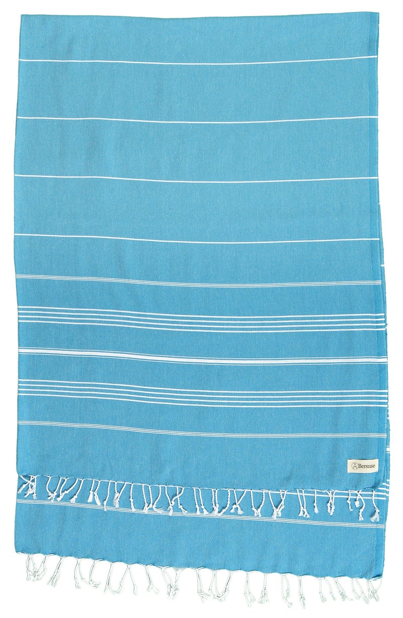 Bersuse Towels Anatolia XL Beach Blanket Throw Blanket Turkish Towel 100 Cotton ExtraLarge QuickDry Lightweight Premium Peshtemal Towel  61x82 Inches Sea Blue