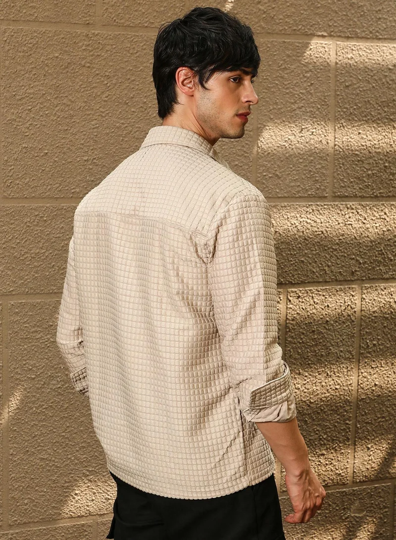 Campus Sutra Campus Sutra Men's Buff Beige Quad-Tactile Oversized Shirt For Casual Wear | Spread Collar | Long Sleeve | Button Closure | Oversized Shirt Crafted With Comfort Fit For Everyday Wear