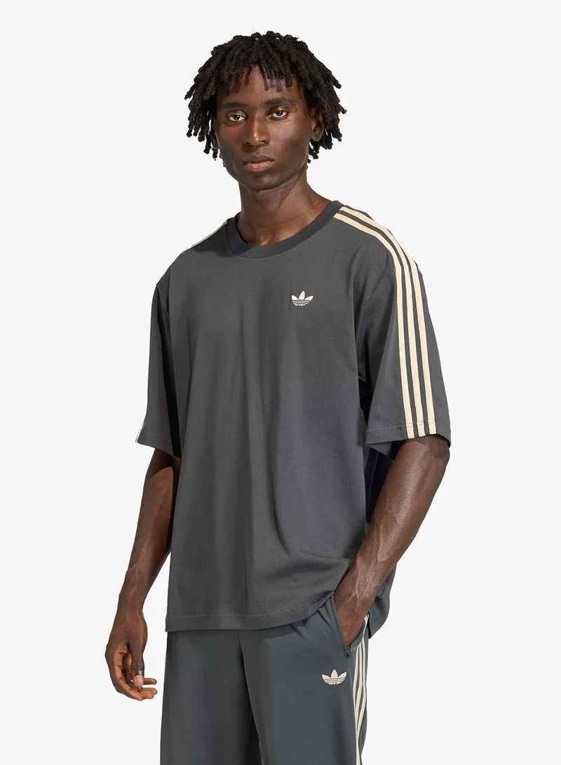 Adicolor 3-Stripes Oversized  T-Shirt