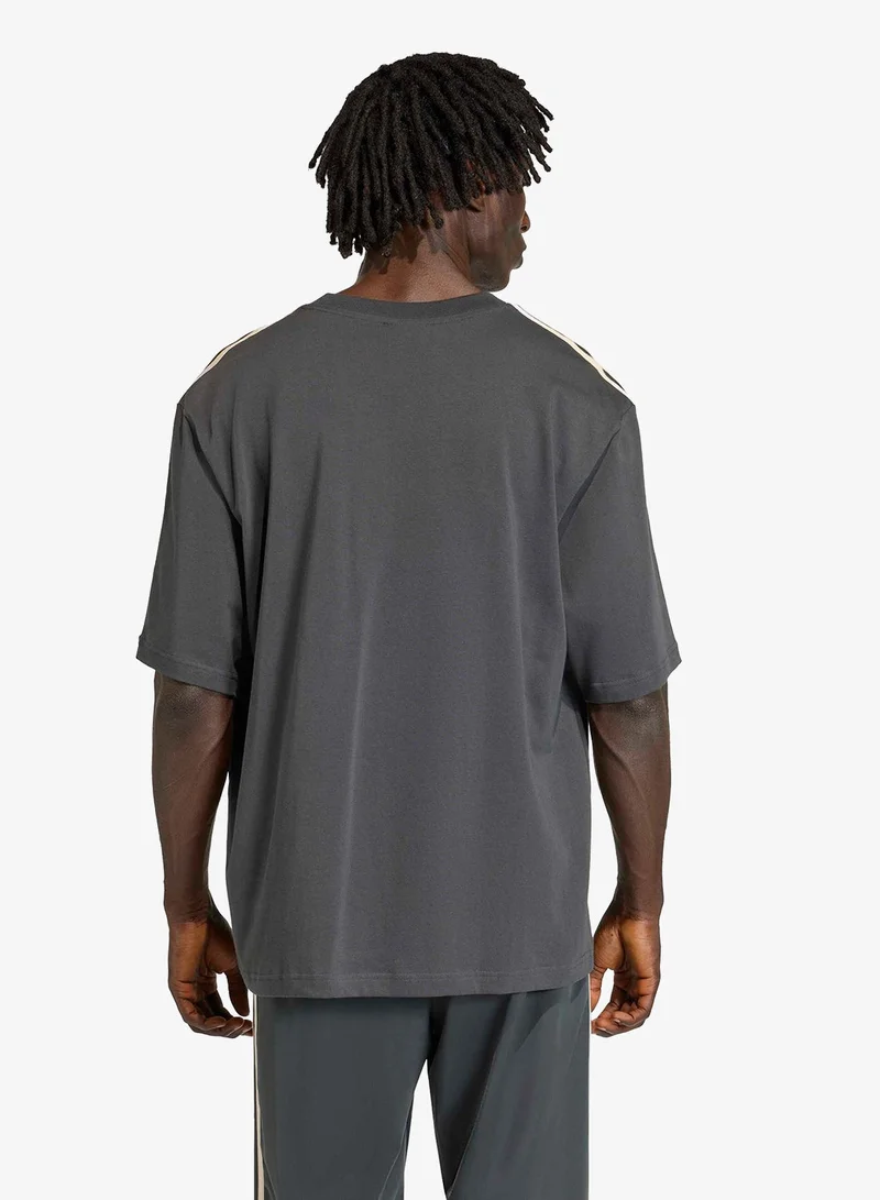 adidas Originals Adicolor 3-Stripes Oversized  T-Shirt
