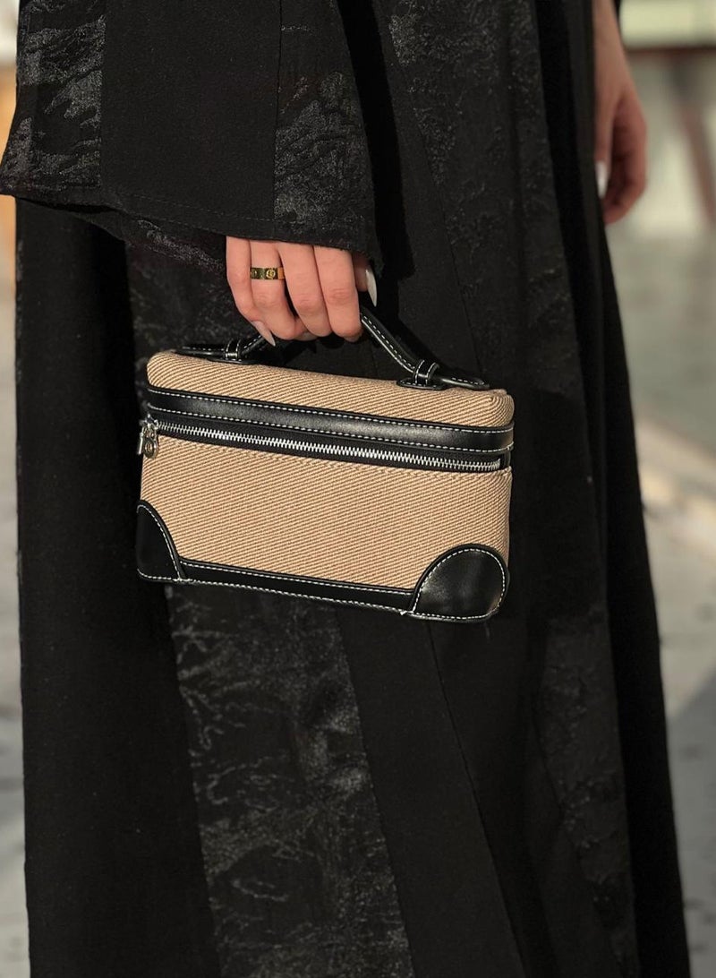 Generic Brand Loro Jeans handbag with shoulder strap - Image 1