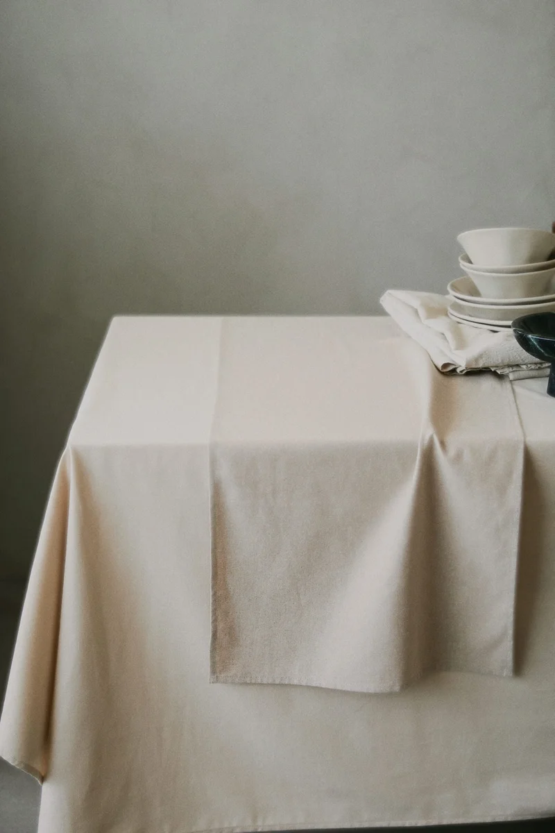 H&M Linen-blend table runner
