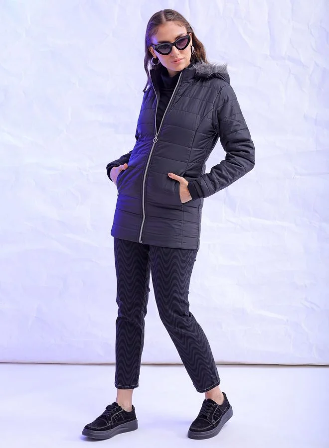 مرفوعة Women Slim Fit Solid Puffer Jacket