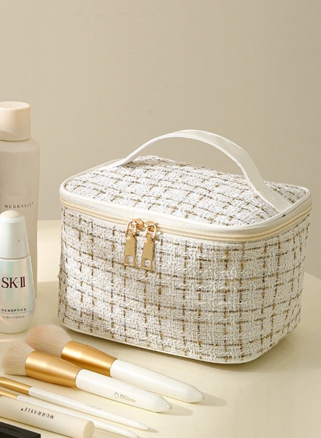 Large-capacity Hand Makeup Bag Travel Portable Cosmetics Portable Storage Bag for Travel - high-end Small Fragrance handbag for cosmetics storage Travel Storage for Cosmetics and Toiletries Woven Style Makeup Bag  White - Image 2